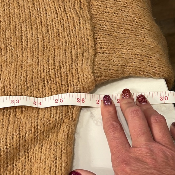 American Eagle 🦅 Jegging Fit oversized Wool Blend Sweater, Khaki, Size XL - EUC - Picture 9 of 10